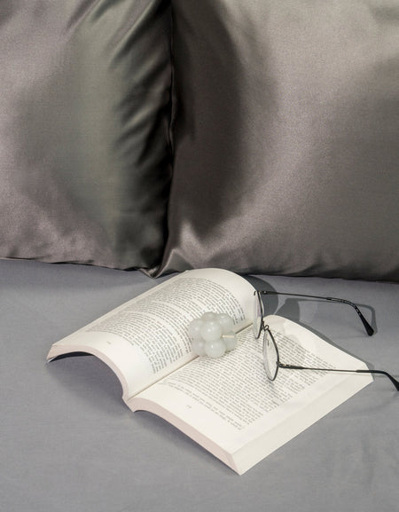 Silk Pillowcase - Moon Grey - SYLKIS